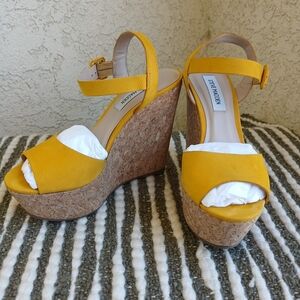 Steve Madden Suede Yellow Cork Platform Wedge Sandals